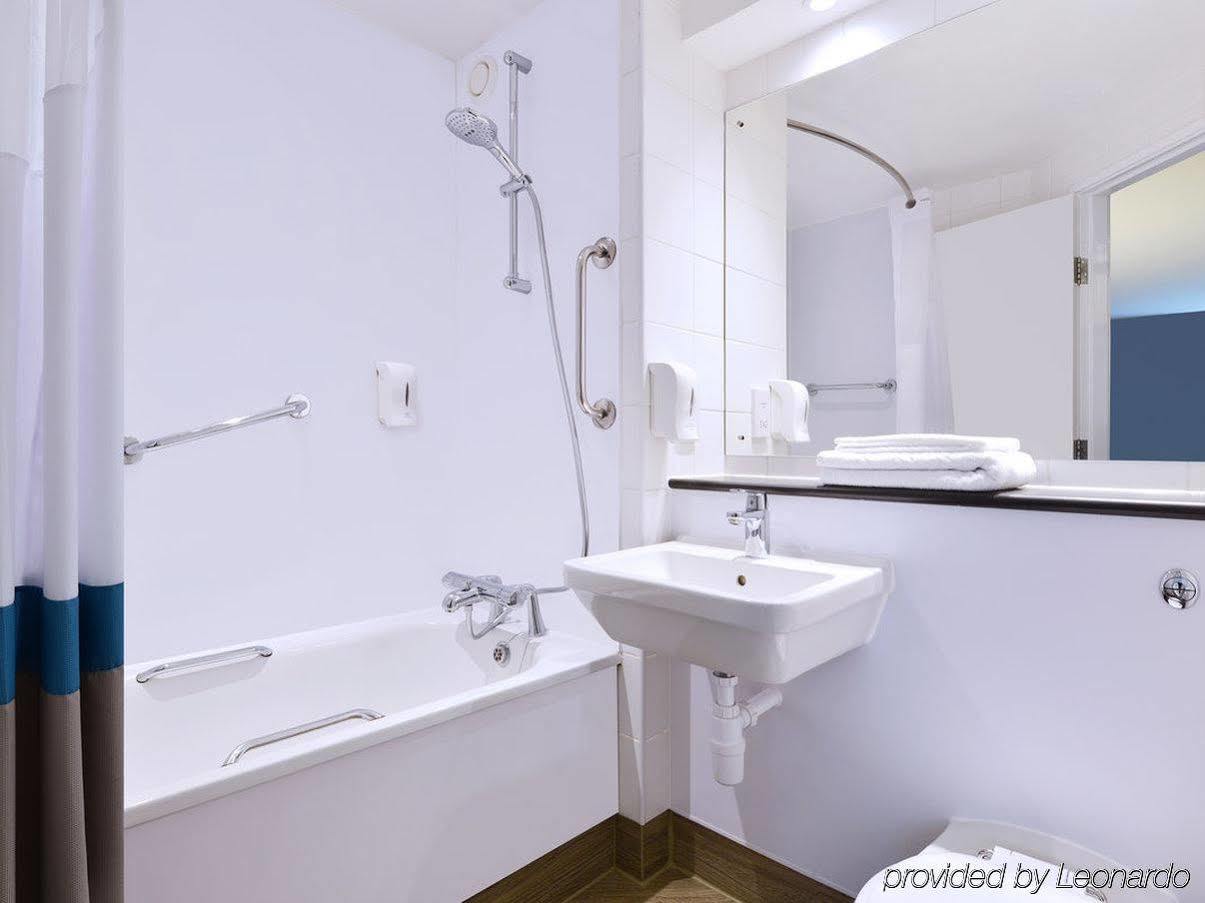 Travelodge London Central Waterloo Extérieur photo